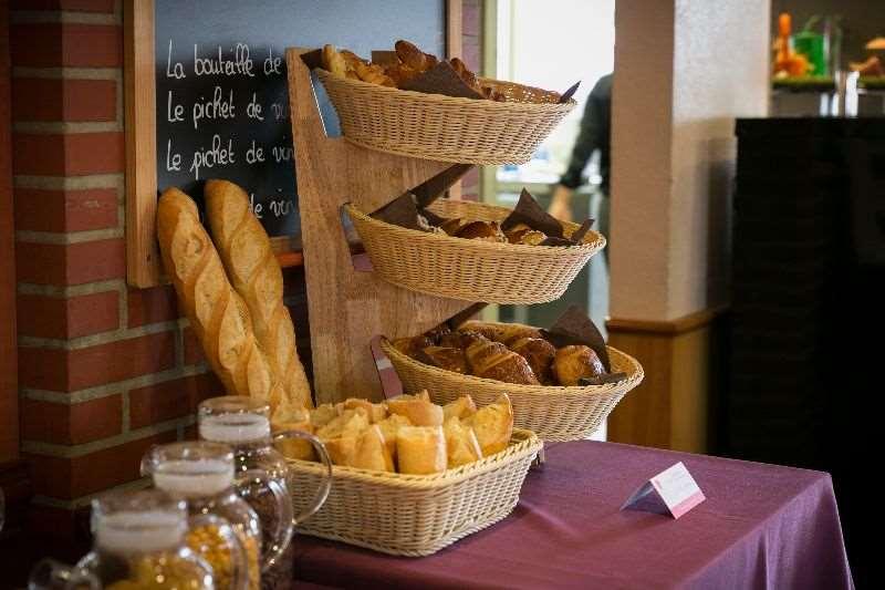 Brit Hotel Rennes Le Castel Restauracja zdjęcie