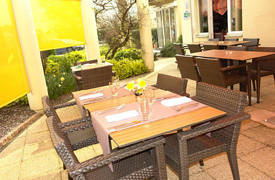 Brit Hotel Rennes Le Castel Zewnętrze zdjęcie